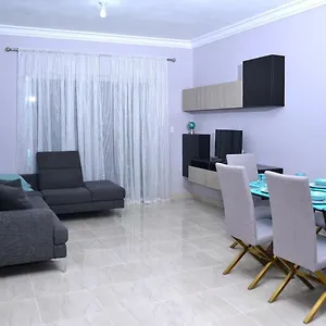  Apartment Sweet Dream
